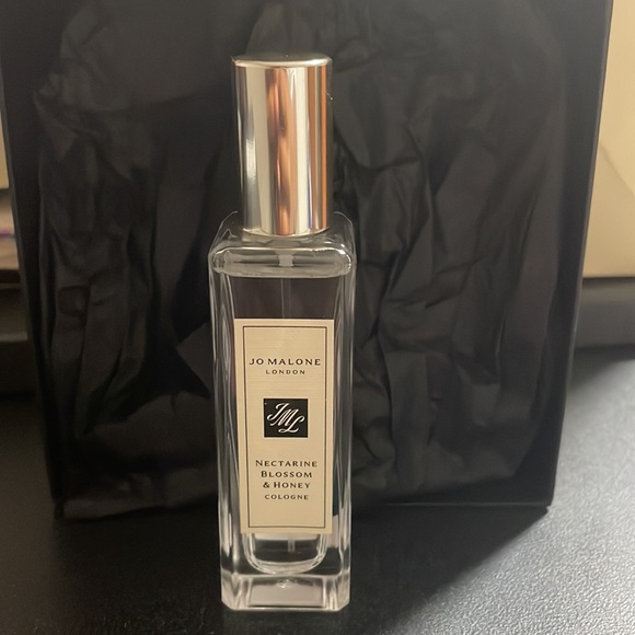 Jo Malone Nectarine Honey & Blossom Unisex Cologne - Picture 2 of 5